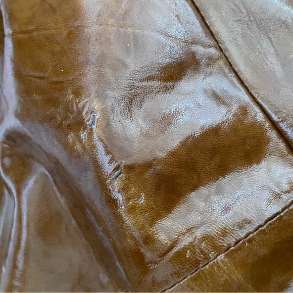 Club Monaco Tan Patent Tote - Picture 13 of 16